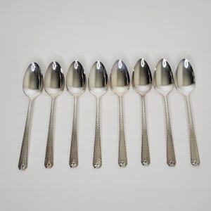 Set of 8 Onieda Prestige Plate Bordeaux Silverplate 7 3/8&quot; Oval Soup Spoons Flatware