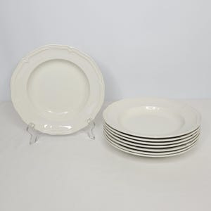 Set of 8 Villeroy & Boch Manoir Ceramic 9&quot; Rimmed Soup Bowls White