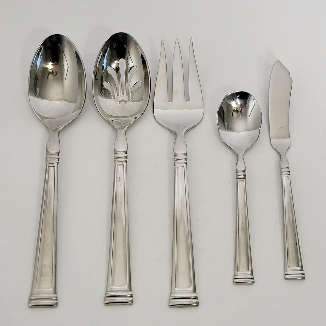thumbnail image 2 of Lenox ESQUIRE Stainless Steel 18/8 Glossy Flatware – Smart Choice B52WU – Well-Used Condition 2 of 4