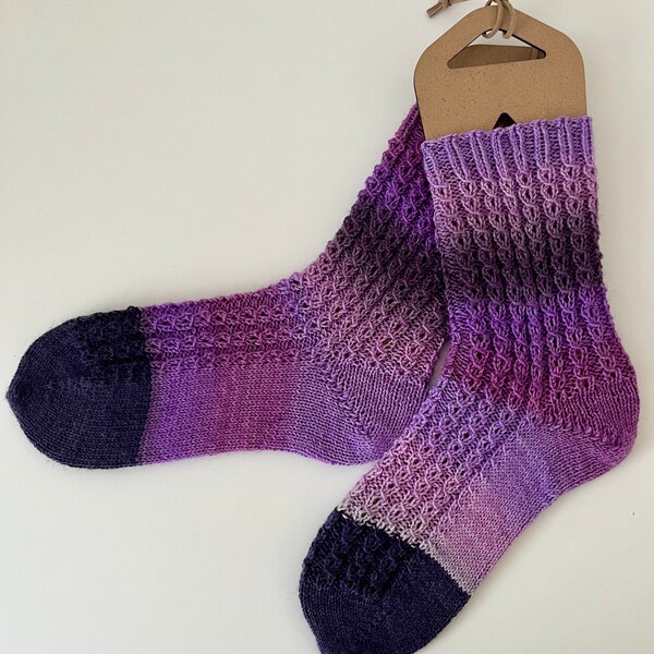 Hand-knitted socks size 39-40.