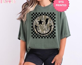 Camo Checkered Smile Face Comfort Color Tshirt, Preppy Western Shirt