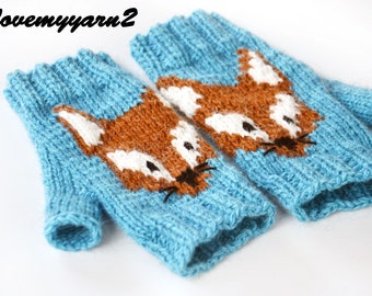 Gloves with a fox/warm mittens for autumn/blue gloves with a red fox/handmade/