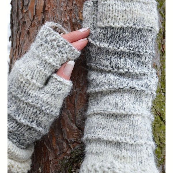 Long Mittens//Fingerless Gloves/Knitted Gloves/Autumn Winter/Gift/Women's Gloves/