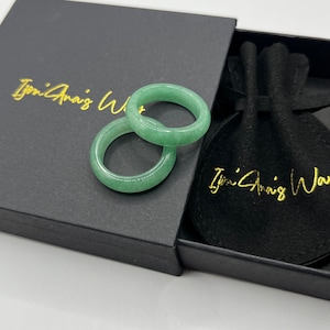 グリーンアベンチュリンクリスタルバンドリング：ユニセックススタッキングジュエリー（壊れやすい）