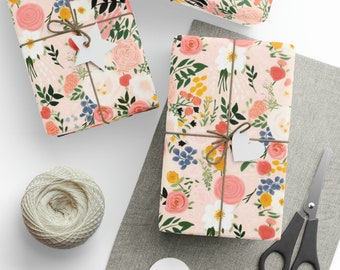 Papel de regalo con estampado floral rosa caprichoso / Papel de regalo con ramo de rosas