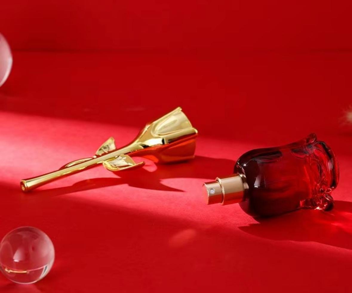 Midnight Rose Perfume Fragrance Warm Kiss Rose Shape - Etsy Denmark