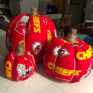 Pumpkins- NFL  Chiefs, Broncos