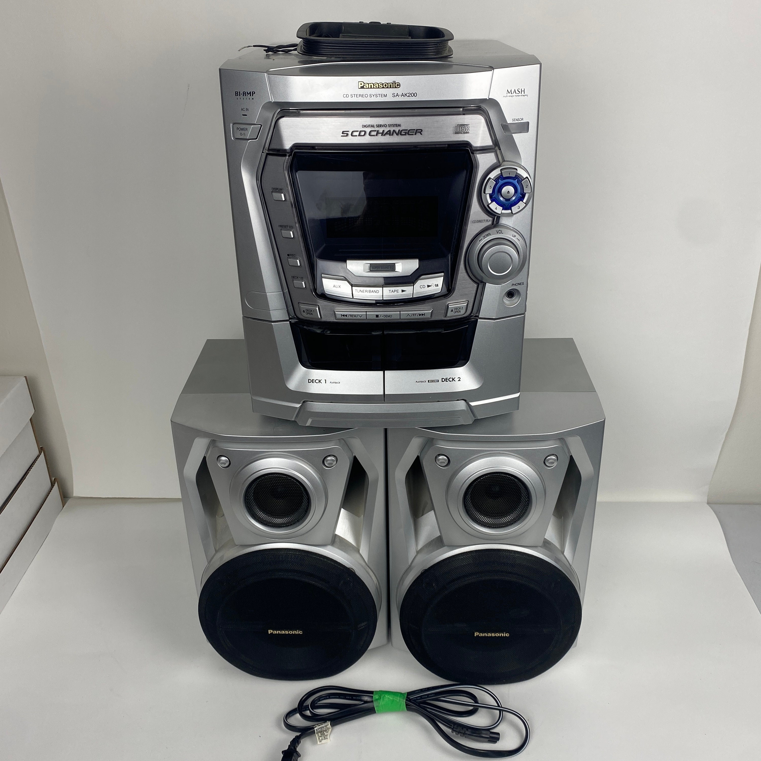 Panasonic SA-AK22 Stereo System 5 Disc Changer CD Cassette