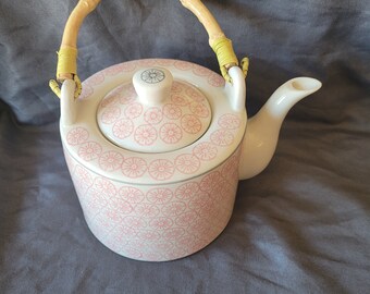 Bloomingville Ceramic Teapot, Chinese Style