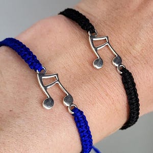 Music Note Macrame Bracelet: Minimalist Music Lover Gift, Friendship Jewelry, Adjustable Cord