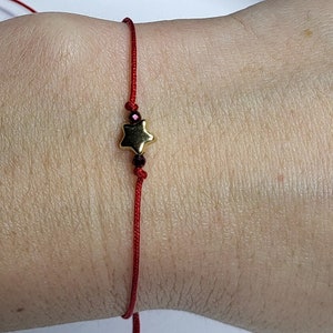 Red String Star Charm Bracelet: Adjustable Friendship Jewelry
