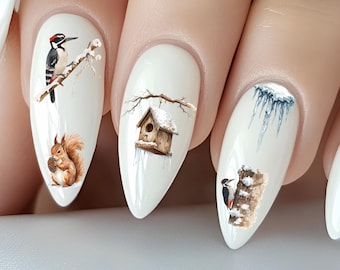 Adesivi per unghie invernali ghiacciati, adesivi ad acqua per unghie, fragole selvatiche, frutta, bacche, foresta, animali della foresta