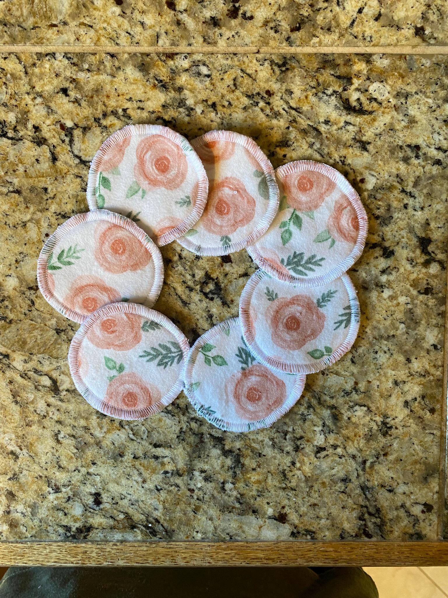 Reusable washable eco-friendly 2-Ply Makeup Remover, Facial Round, Cloth Wipe, Soft Face Pads 3 inch Round Pads including a Laundry Bag