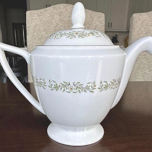 Minton April Teapot S732