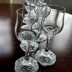 Set of 8 Vintage Rosenthal Crystal Classic Rose Monbijou Wine Glasses 5 1/2” H