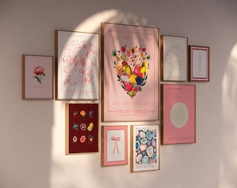 Póster de fe moderna, arte cristiano de moda, paquete de galería cristiana rosa para pared, pósteres imprimibles con versículos bíblicos, estilo preppy y coqueto costero.