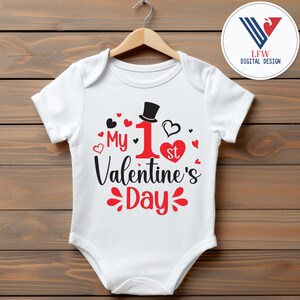 Meu primeiro Dia dos Namorados Svg, Primeiro Dia dos Namorados Svg, Dia dos Namorados Svg, Engraçado Dia dos Namorados Svg, Valentine Vibes Svg, Love Heart Svg
