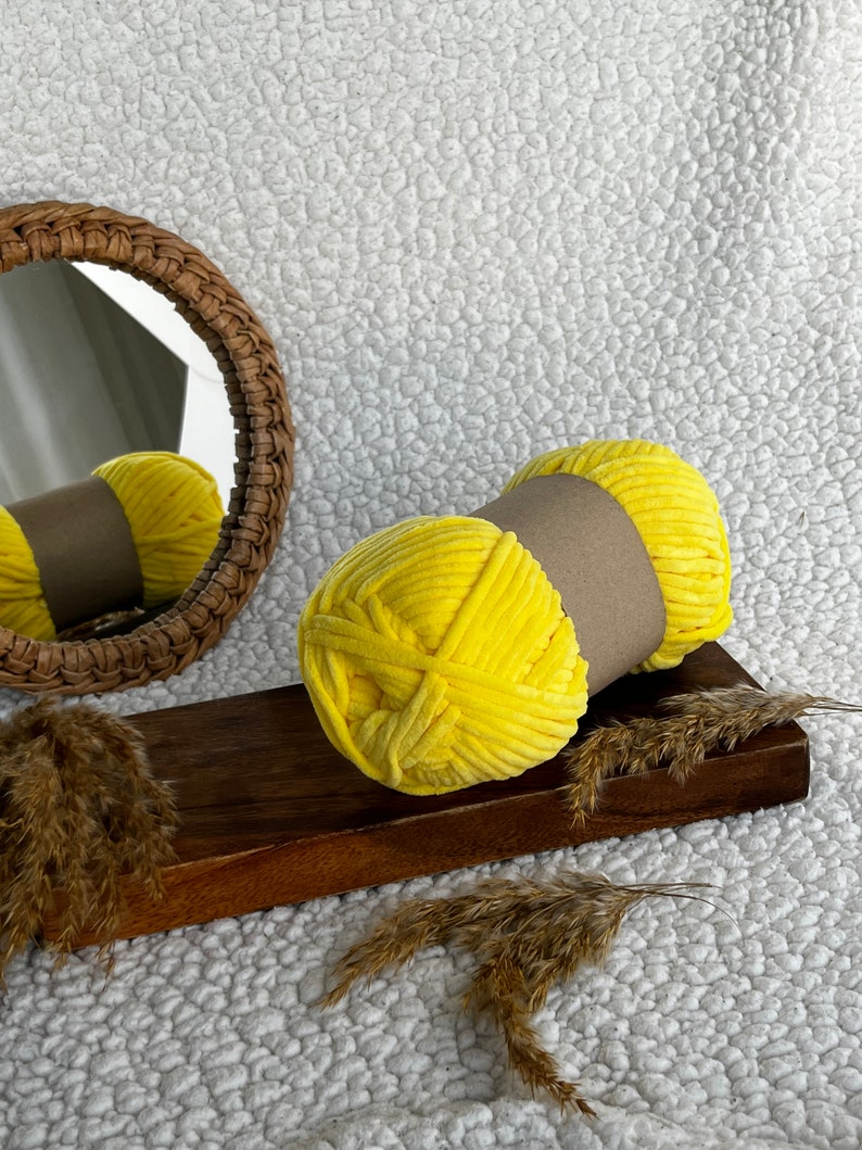 baby velour jaune fil fils tricot mercerie bobine creation laine accessoire bouton rubans aiguille macramé amigurumi loisirs cotton croche image 3
