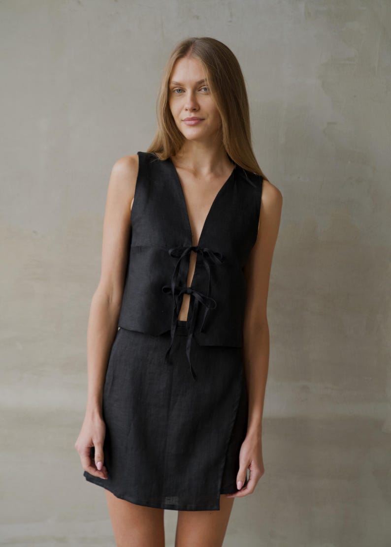 Linen V-Neck Sleeveless Tie-Front Vest main image 1