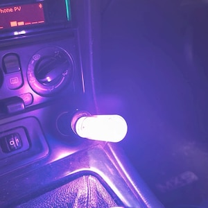 Luce ambientale USB per auto – Vari colori – Plug & Play – Spedizione gratuita