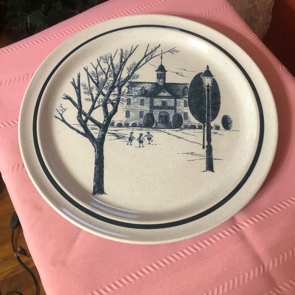 Noritake Retired Discontinued Colonial Times Dinner plate 8340 10.5”