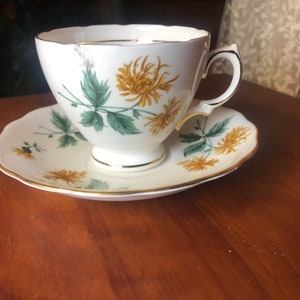 Royal Vale Bone China tea cup and Saucer Set Yellow Floral  England