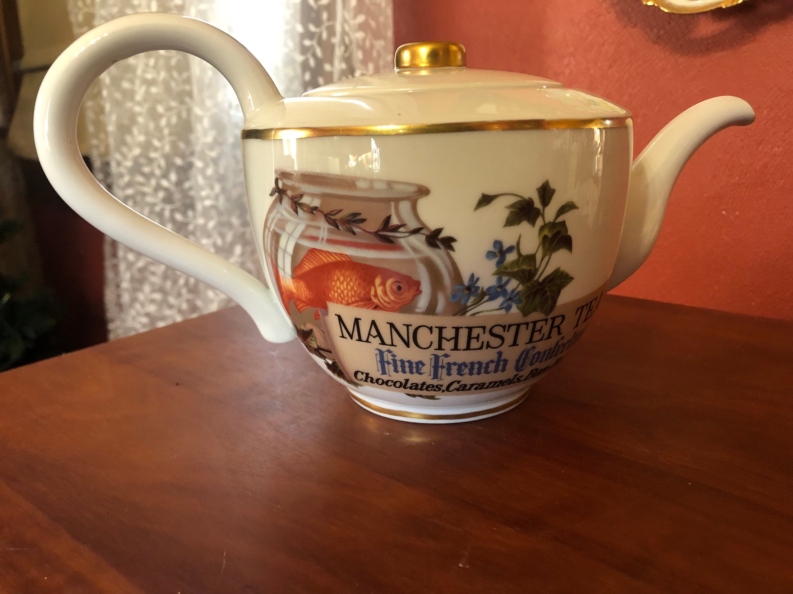 Théière Vintage The Great Tea Merchants – Blue Cross Tea, 1988, Céramique Blanc Et Jaune