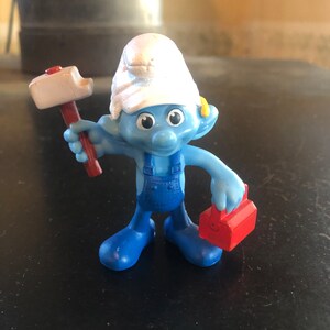 Vintage Handy Smurf Peyo Collectable Figurine