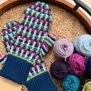 KNITTING PATTERN + VIDEO / Fingerless / Mittens without Fingers / Gloves Fingerless / Knit Mitten Pattern / Texting Mitts / Mosaic Knitting