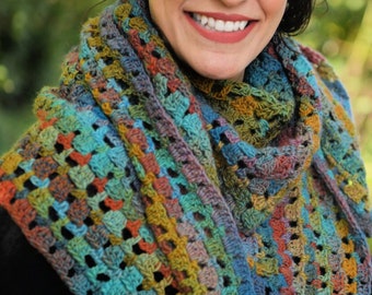 Beginner CROCHET SHAWL PATTERN / Top Down Crochet Shawl / Crochet Granny Stitch / Beginner Pattern / Simple Wrap / Farrago Crochet Shawl