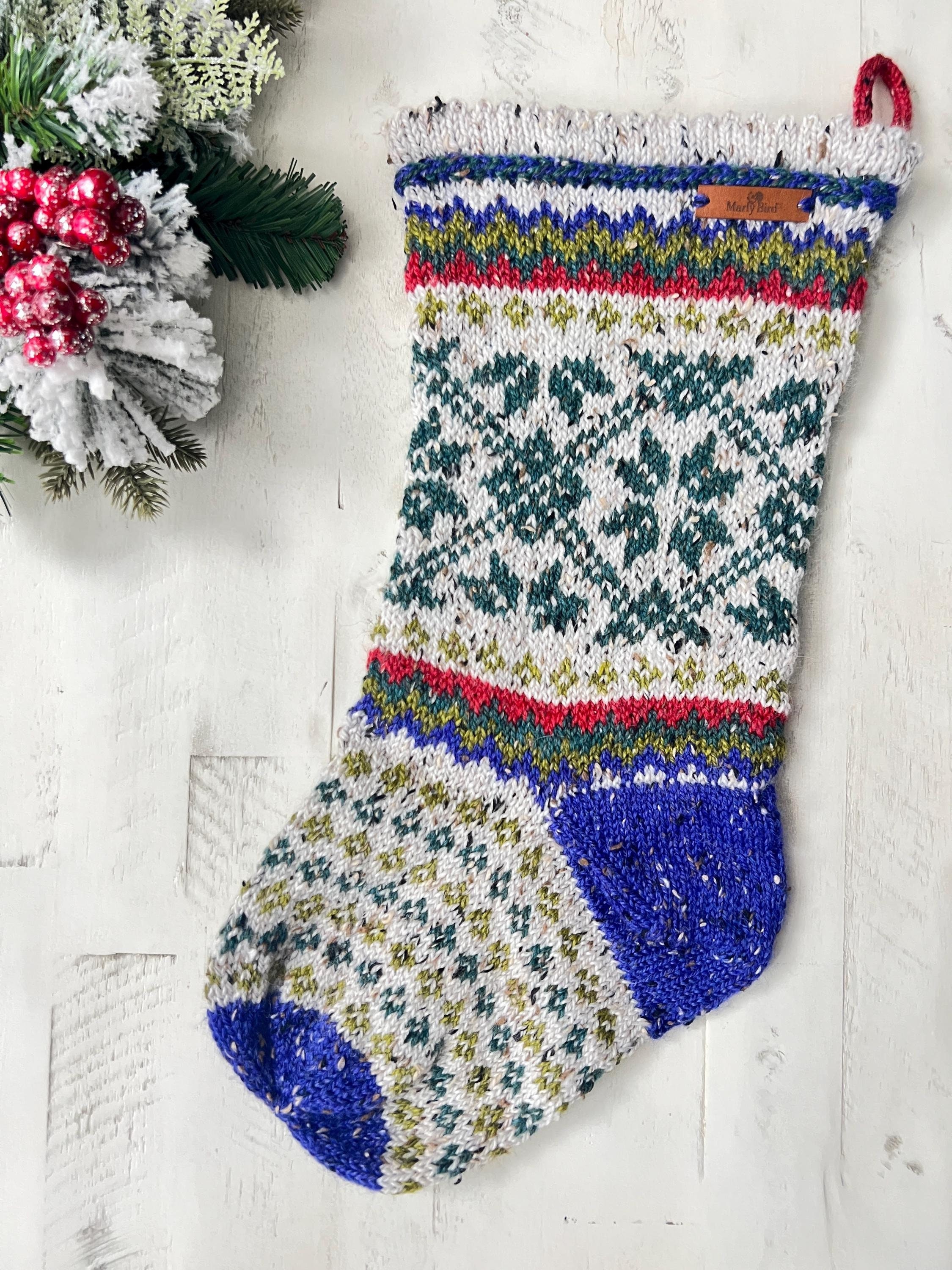 BREIPATROON + VIDEO / Kerstsok / Traditioneel / Fair Isle-sok / Decoratie  voor de feestdagen / Xmas Home / Love Light Gleams - Etsy België, image size:2250x3000