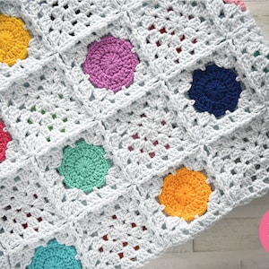 Granny Square CROCHET BLANKET PATTERN / Join As You Go Motif Afghan / Beginner Colorwork Blanket / Afghan / Modern Crochet Blanket / Video image 5