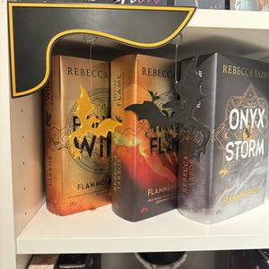 Bookshelf Corner Shield Fourth Wing Iron Flame Onyx Storm inspired The Empyrean Fantasy Bookshelf Shield Tairn Andarna Sgaeyl Set BookTok