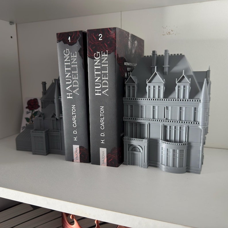 Haunting Adeline Boekensteunen Geïnspireerd Donkere Romantiek Parsons Manor Boekachtige Jacht Adeline Cadeau Idee Landhuis Serre 3D Print afbeelding 9