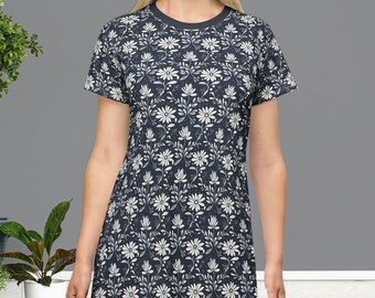 All-Over Print Midnight Blue /Off White Floral T-Shirt Dress Minimalist Style Simple Summer Dress Lightweight Short Dress Blue Floral Dress