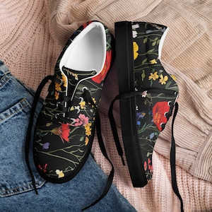 Gorgeous Wildflower Black Background Women’s lace-up canvas shoes, Nice Summer Shoe, Great Birthday Gift