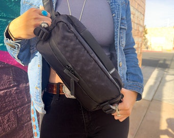バッグ Rare 00s NIKE Tech Sling Bag $_12.JPG?set_id=880000500F