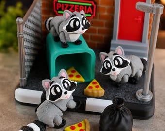 Raccoon Pizzeria Mini Diorama: Articulated Raccoons, Pizza Playset, 3D Printed Decor