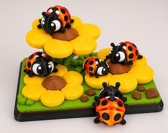 Articulated Ladybug Mini Diorama Set: 3D Printed Flower Garden Display, Desk Decor