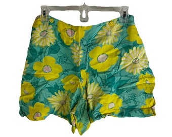 70s Handmade Retro Floral High Rise Shorts Preppy Mod Womens Small, Womens Floral Short, Vintage Handmade Shorts, Shorts