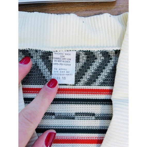 70s Womens XL Southwestern Knit Belt Sweater Vest… - image 3