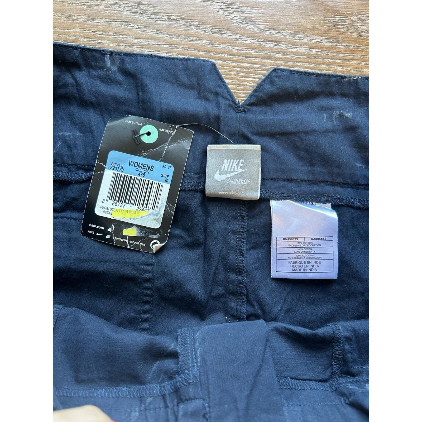 Deadstock 90s Nike Womens Medium Spell Out Bermuda Walking Shorts 