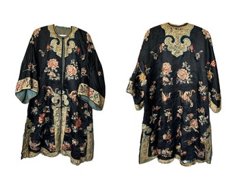 1920s Chinese Oriental Floral Embroidered Kimono Robe Art Deco Wedding, Vintage Embroidered Kimono, Silk Oriental Wedding Kimono, Kimono