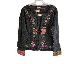 90s Womens Small Lambswool Floral Stitched Cardigan Sweater Cottagecore, Womens Knit Sweater, Vintage Floral Embroidered sweater, Sweater
