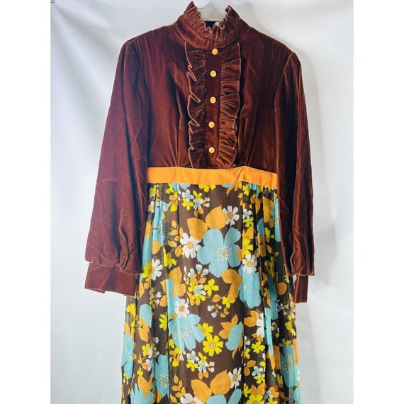 70s Womens Small Retro Floral Ruffled Velour Maxi… - image 3