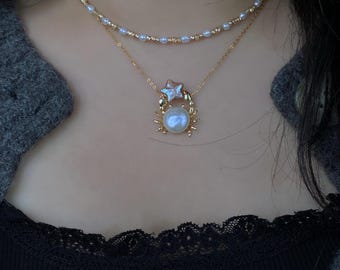 天上の蟹パールペンダント – ゴールド蟹バロックパールネックレス、海