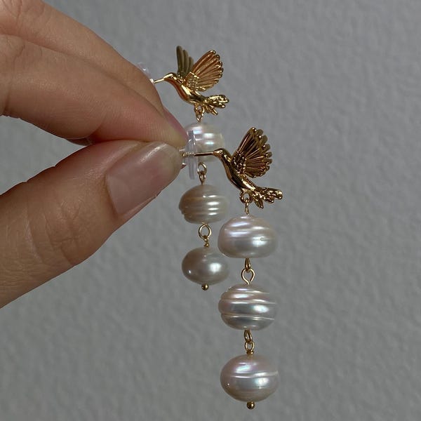 Baroque Triple Pearl Drop Earrings with Gold Hummingbird Studs – Elegant Nature-Inspired Statement Weddings Earrings Bridesmaid Gift for her