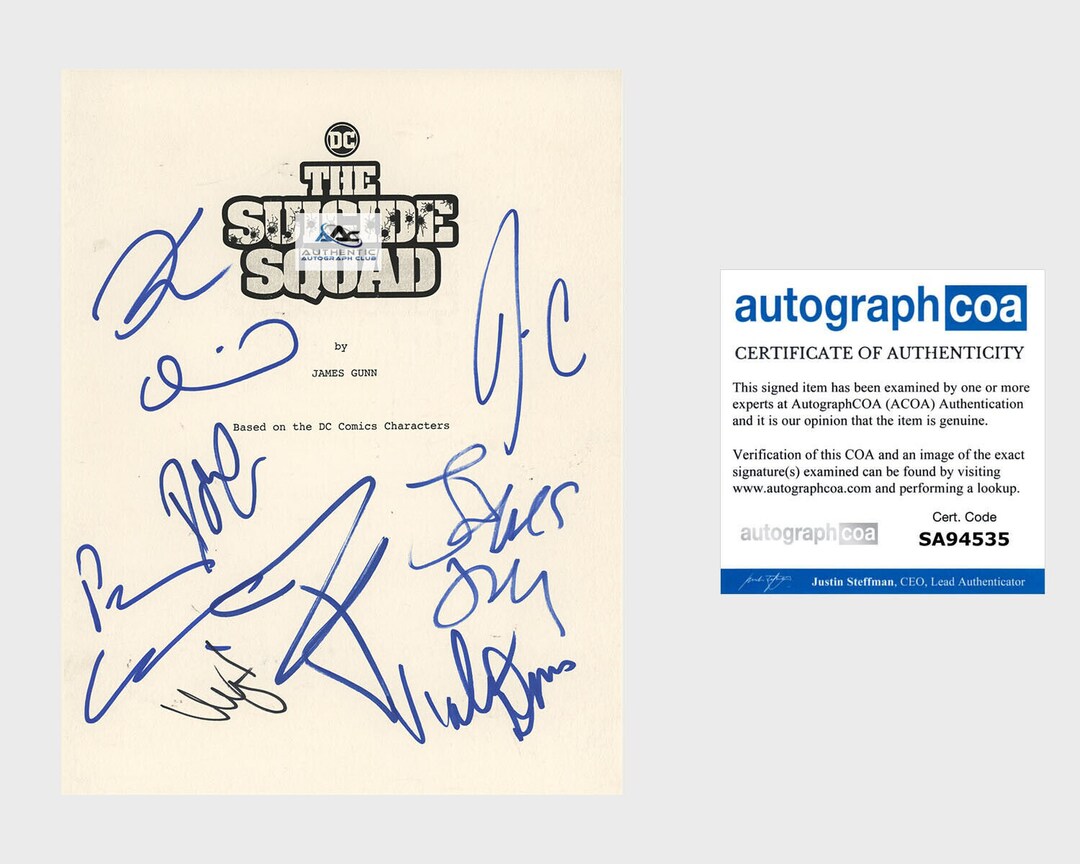 Margot Robbie and Cast Autograph Signed Suicide Squad Script Cover Acoa ...