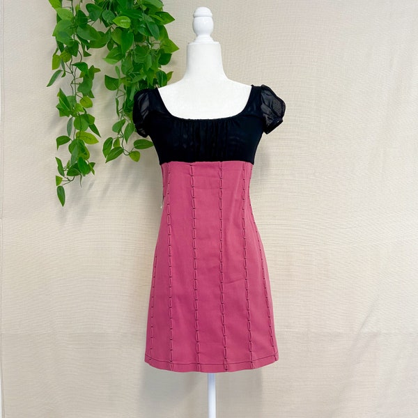 Rare/ Y2K Vintage / Black Pink Colorblock Mini Cocktail Dress / Mesh Bust / Textured Skirt / Brand: Serious/ Waist 28"