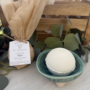 Lavendar Vanilla Goat’s Milk Bathbomb